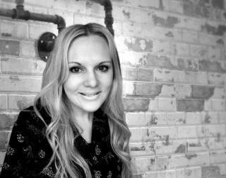 Final Image Edits_0000s_0000_Laura